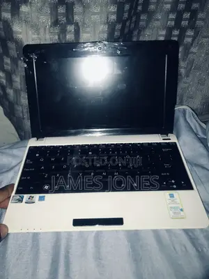 Laptop Asus Eee PC 1015B 2GB Intel Atom HDD 140GB