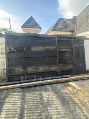 Heavy Duty Steel Sliding Gate With Pedestrian Door