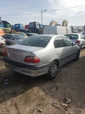 Toyota Avensis 2.0 D Verso 2002 Silver