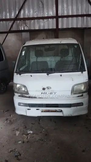 Daihatsu Hijet 2007 White