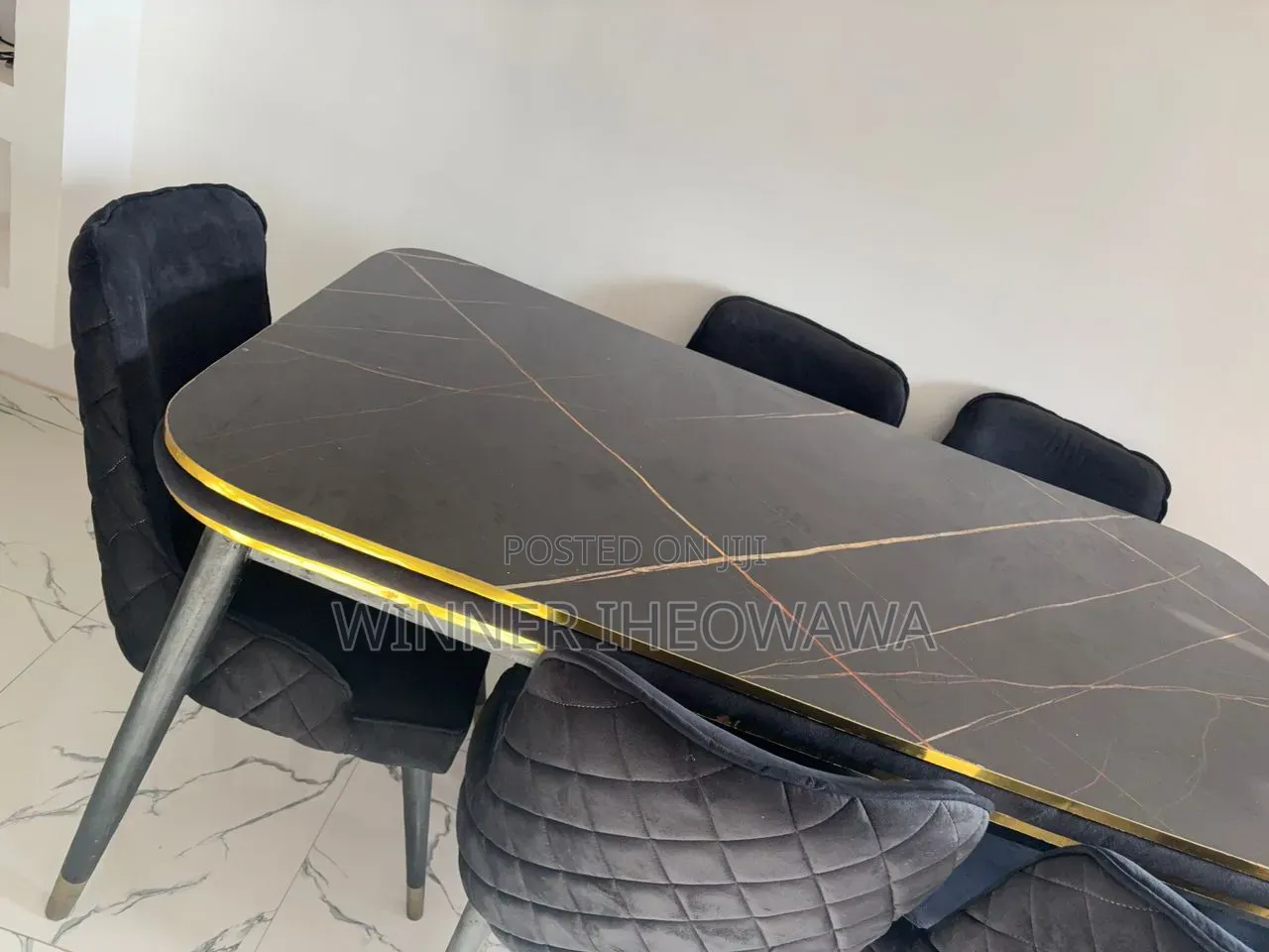 Dinning Table