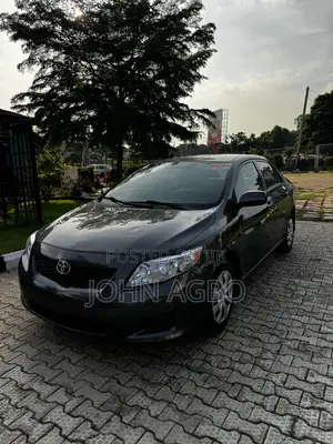 Toyota Corolla LE 4dr Sedan (1.8L 4cyl 4A) 2010 Gray