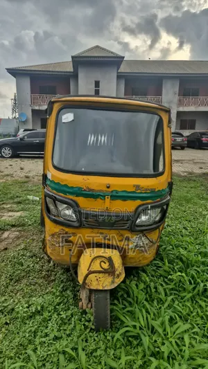Bajaj 2019 Yellow