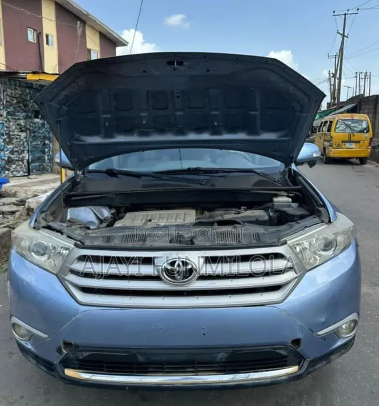 Toyota Highlander 2008 Blue