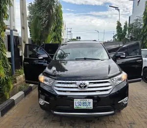 Toyota Highlander 2010 Black