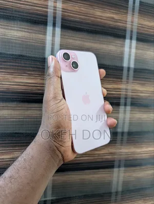 Apple iPhone 15 Plus 128 GB Pink
