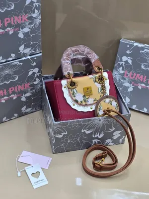 Aura Luxe Bag