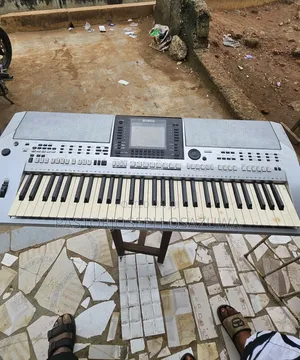 Yamaha Keyboard PSR S900