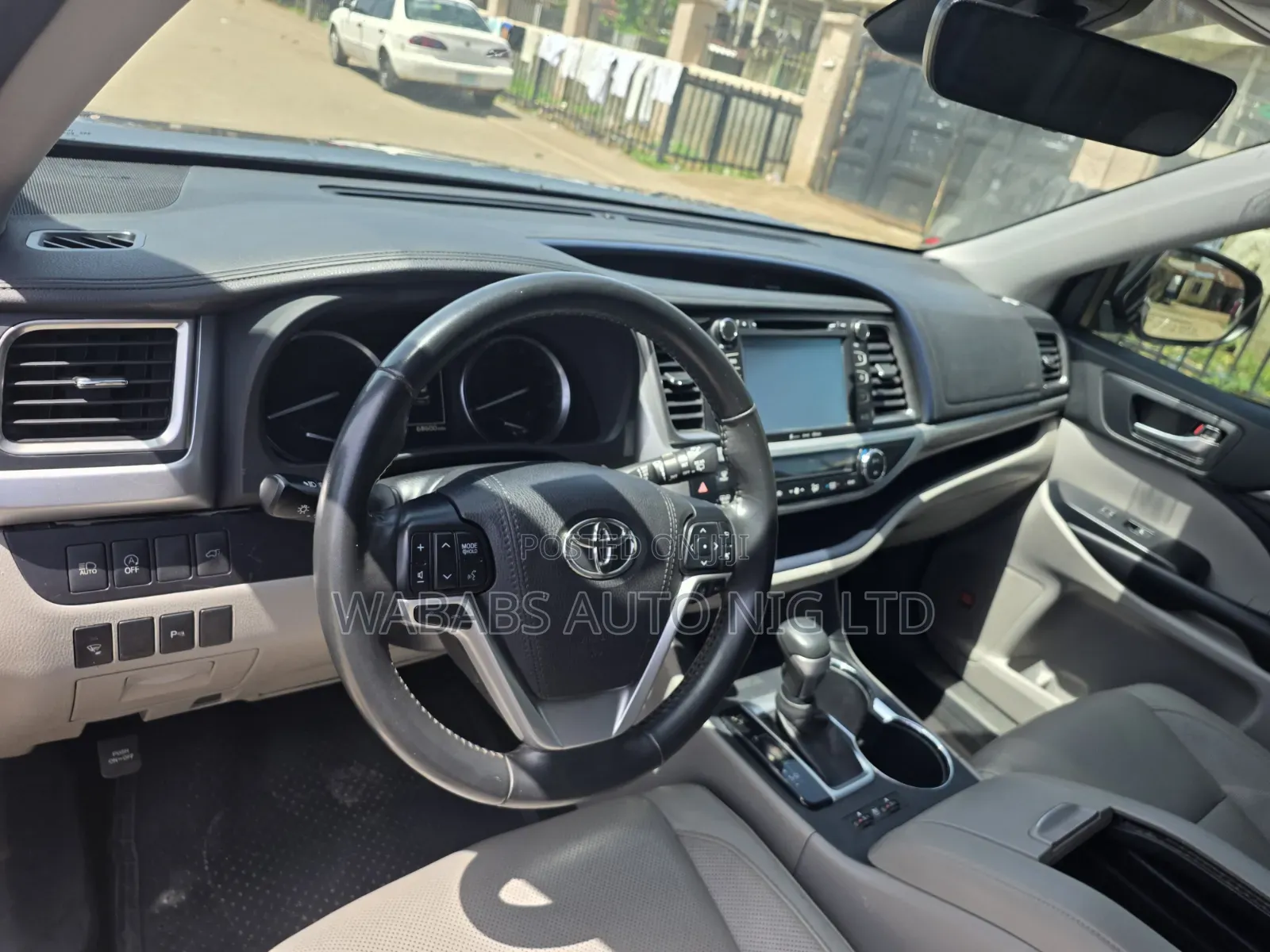 Toyota Highlander 2019 Gray