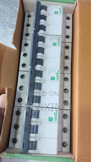 63amps 3pole Breaker Schneider MCB
