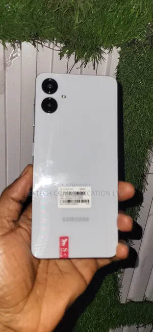 Samsung Galaxy A06 128 GB White