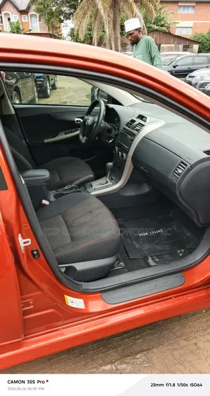 Toyota Corolla 2013 Red