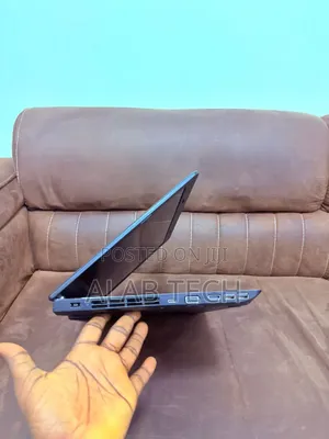 Laptop Lenovo Y50 4GB Intel Core i5 HDD 250GB