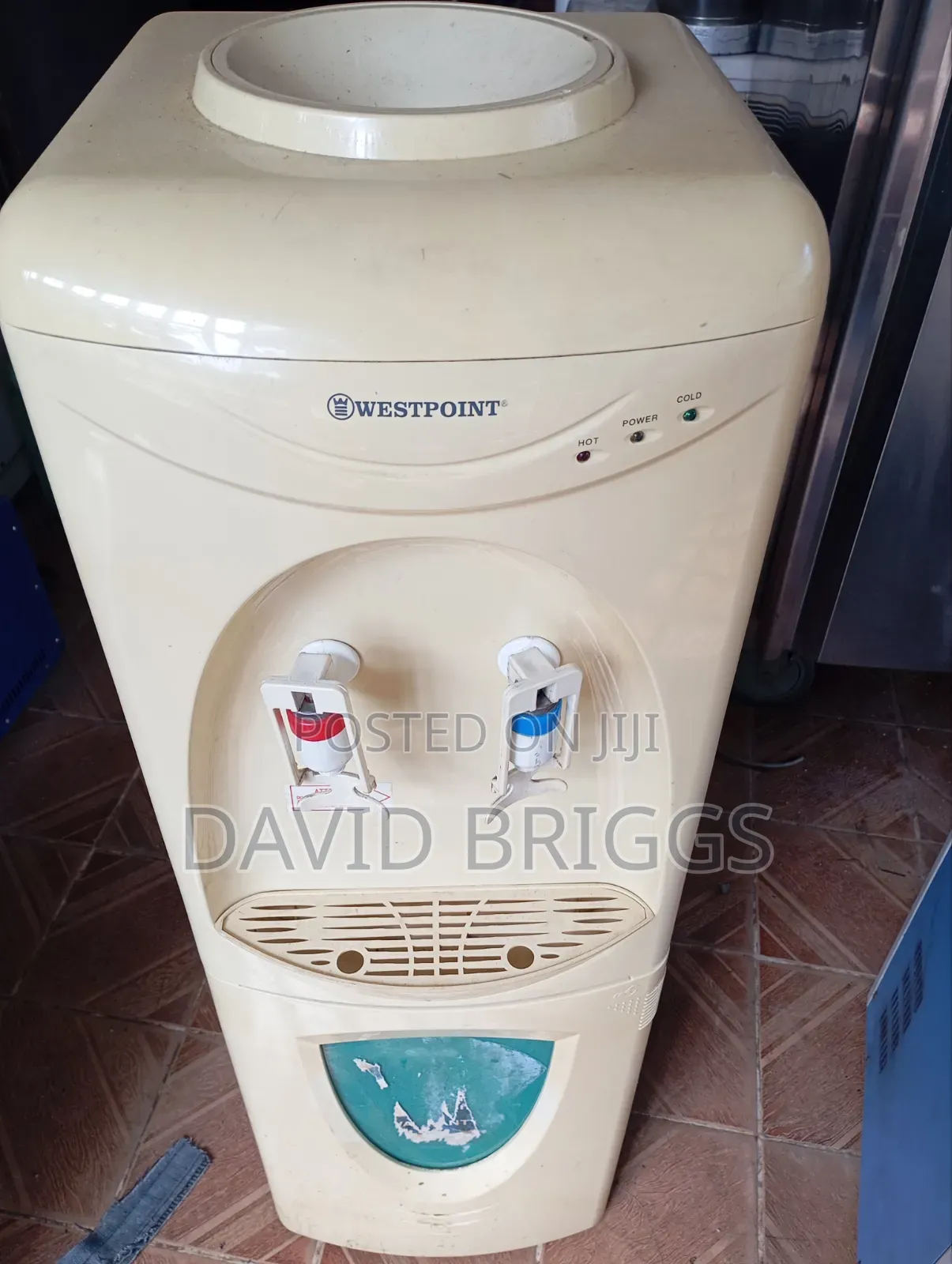 Water Dispenser