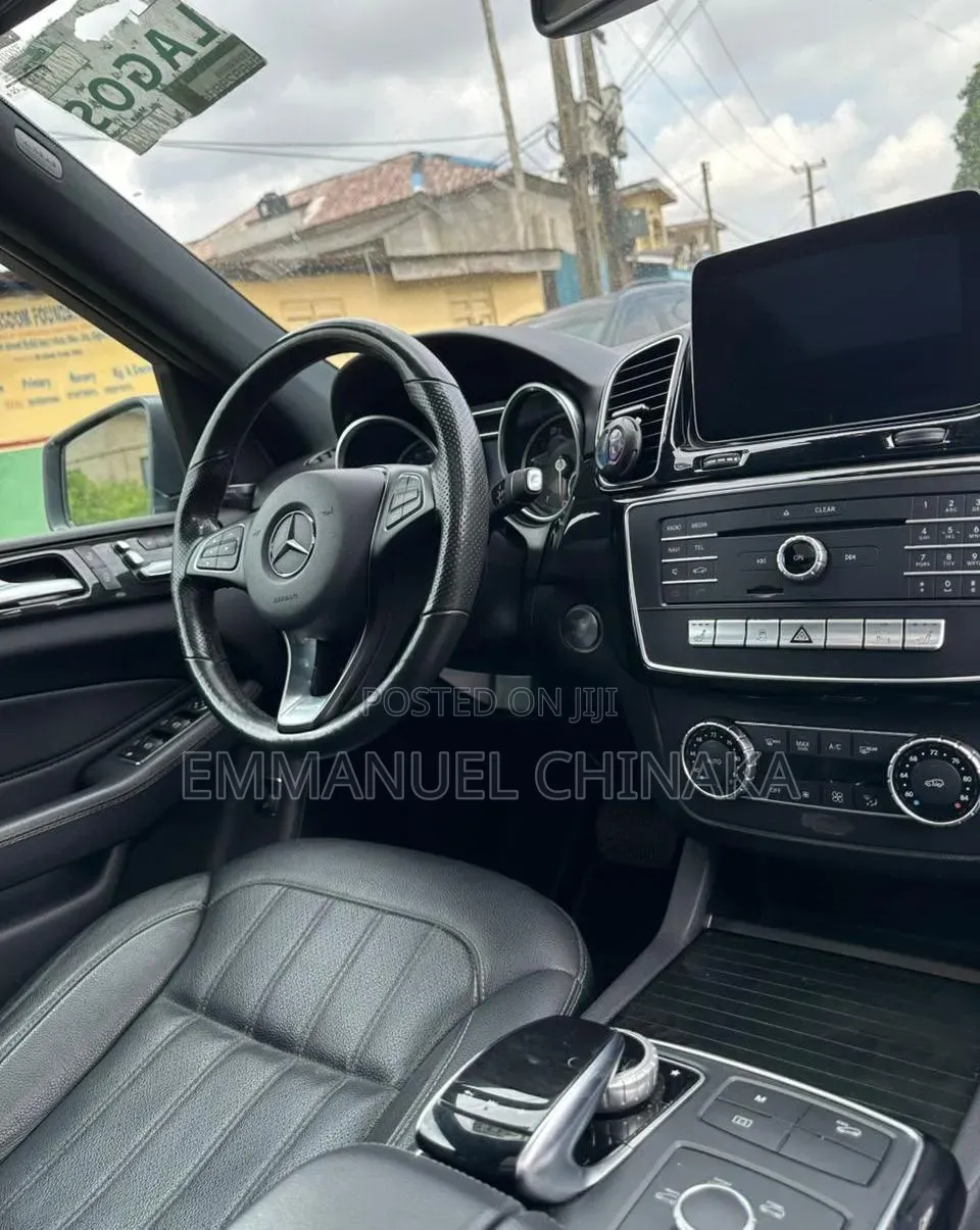 Mercedes-Benz GLE-Class 2017 Gray