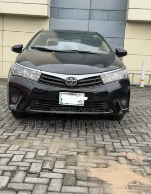 Toyota Corolla 2015 Black