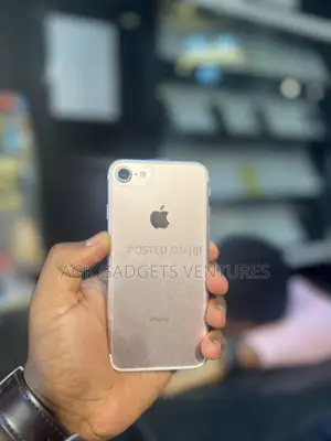 Apple iPhone 7 32 GB Rose Gold