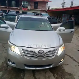 Toyota Camry 2008 Silver