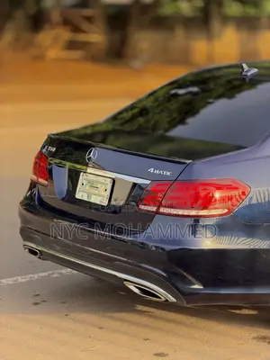 Mercedes-Benz E350 Base 4Matic Sedan AWD (3.5L 6cyl 7A) 2014 Blue
