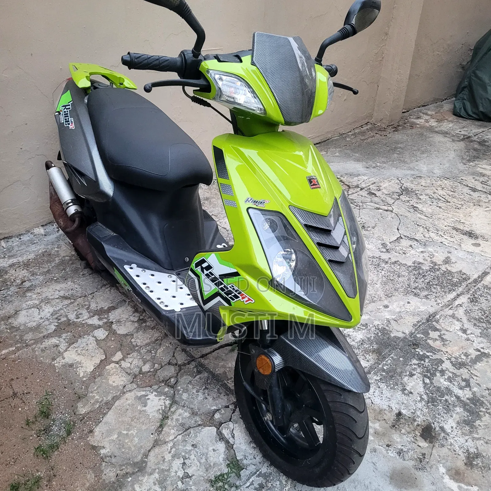 Motorcycle 2023 Green