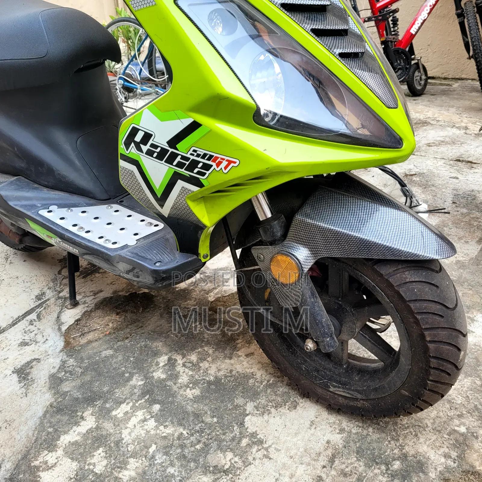 Motorcycle 2023 Green