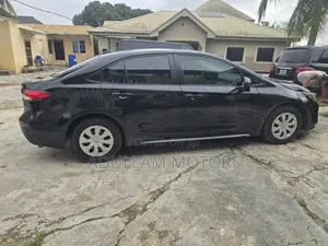 Toyota Corolla 2022 Black
