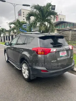 Toyota Camry 2014 Gray