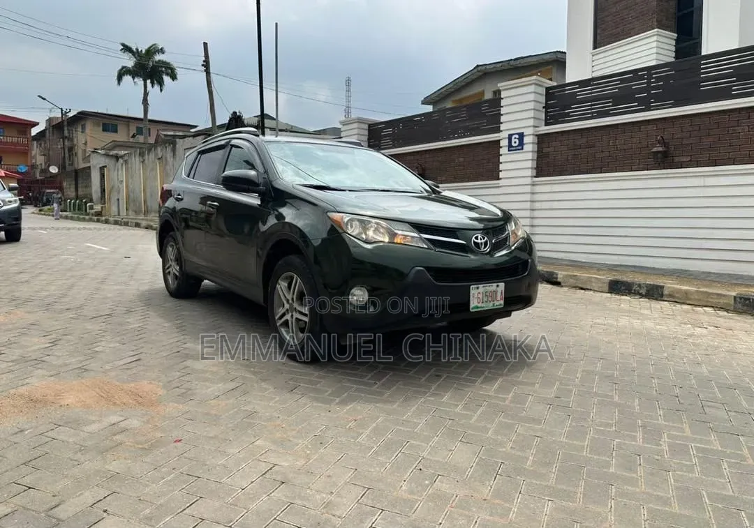 Toyota RAV4 2014 Green