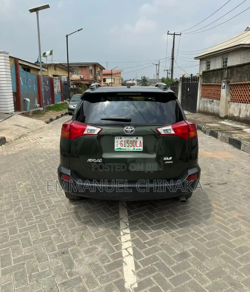 Toyota RAV4 2014 Green