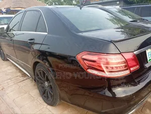 Mercedes-Benz E350 2009 Black