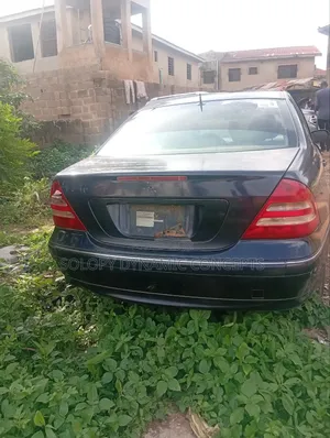 Mercedes-Benz C230 2006