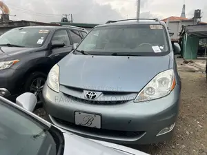 Toyota Sienna XLE FWD 2006 Blue