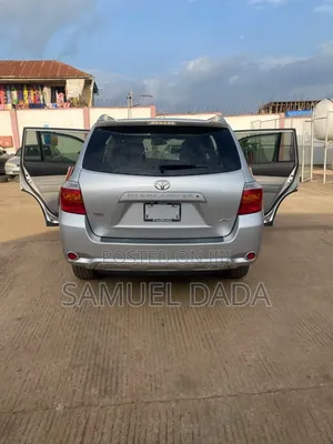 Toyota Highlander 2010 Silver