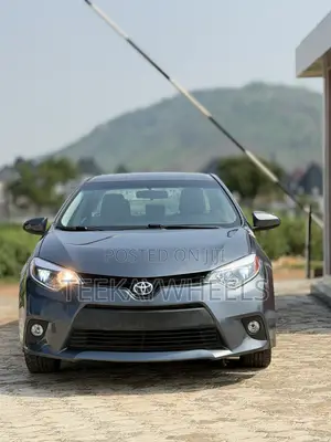 Toyota Corolla LE 4dr Sedan (1.8L 4cyl CVT) 2016 Gray