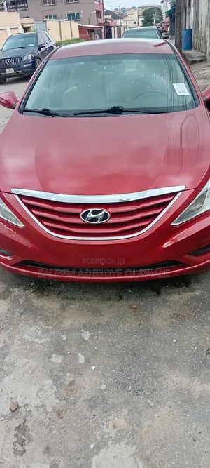 Hyundai Sonata 2013 Red