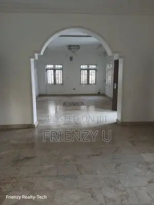 4bdrm Duplex in Estate Apo, Zone B for rent