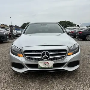 Mercedes-Benz C300 2016 Silver