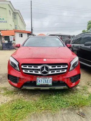 Mercedes-Benz GLA-Class GLA250 4MATIC 4dr SUV AWD (2.0L 4cyl Turbo 7AM)