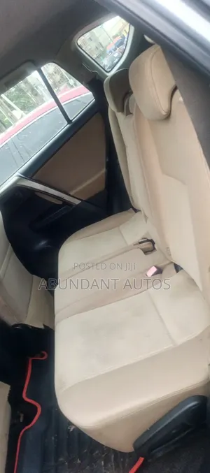 Toyota RAV4 2015 Silver