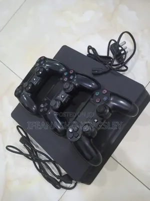 Play Station 4