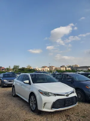 Toyota Avalon 2015 White