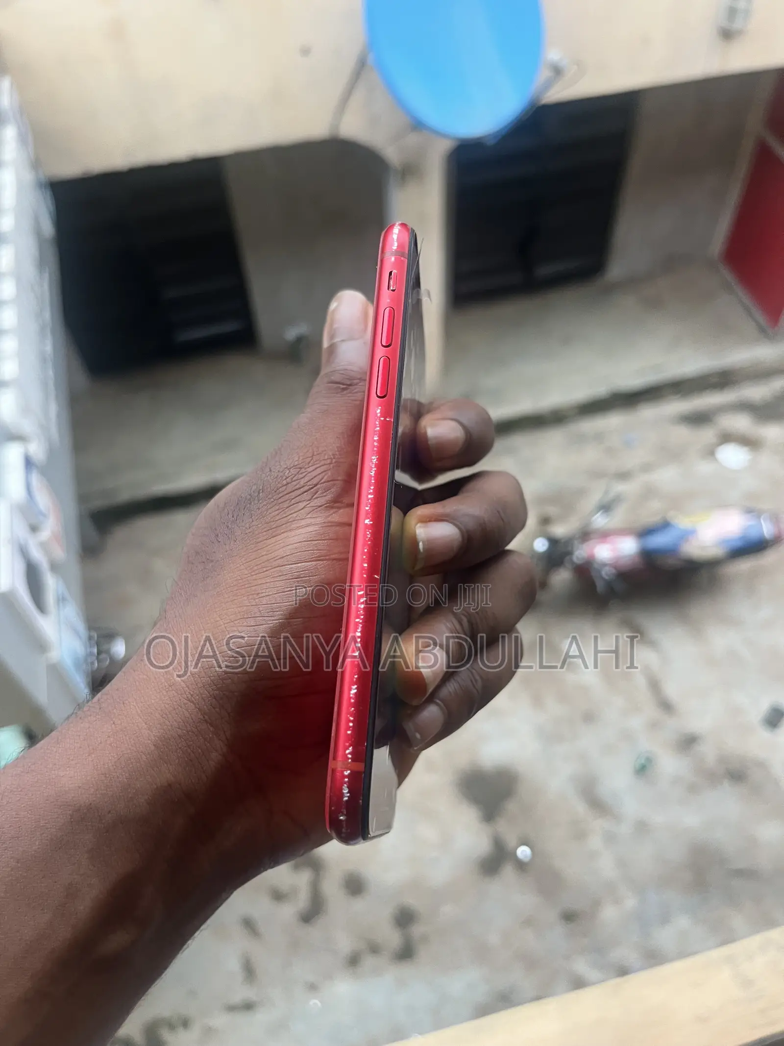 Apple iPhone 11 64 GB Red