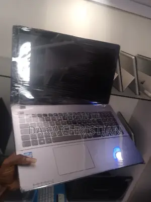 New Laptop Asus 4GB Intel Core i3 HDD 500GB