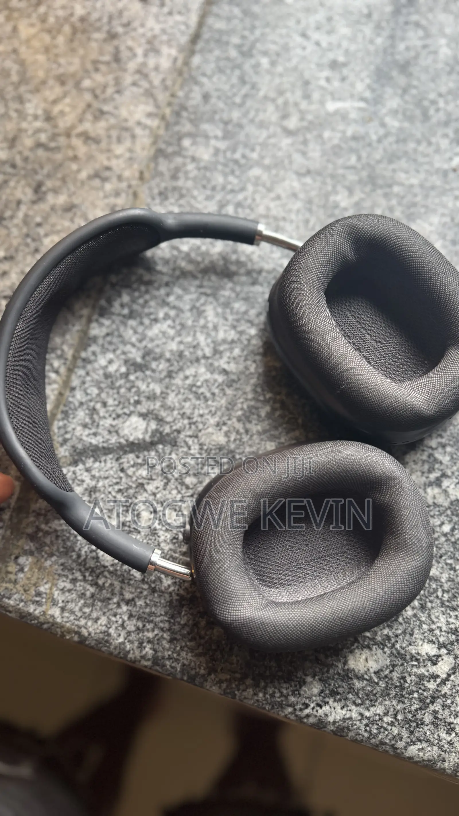 Clean Original Apple Airpod Max 2 Gen