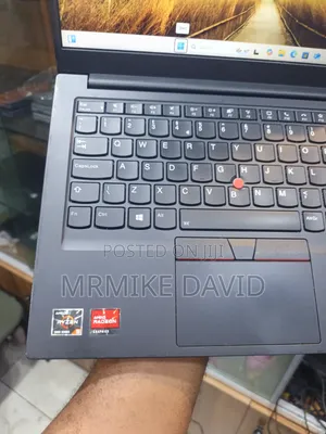 Laptop Lenovo ThinkPad E14 Gen 3 8GB AMD Ryzen 5 SSD 256GB