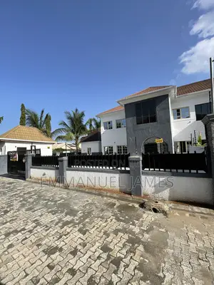 Furnished 3bdrm Duplex in Wumba for sale