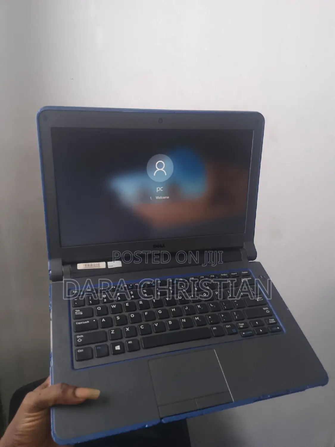 New Laptop Dell 32GB Intel Core i3 HDD 500GB