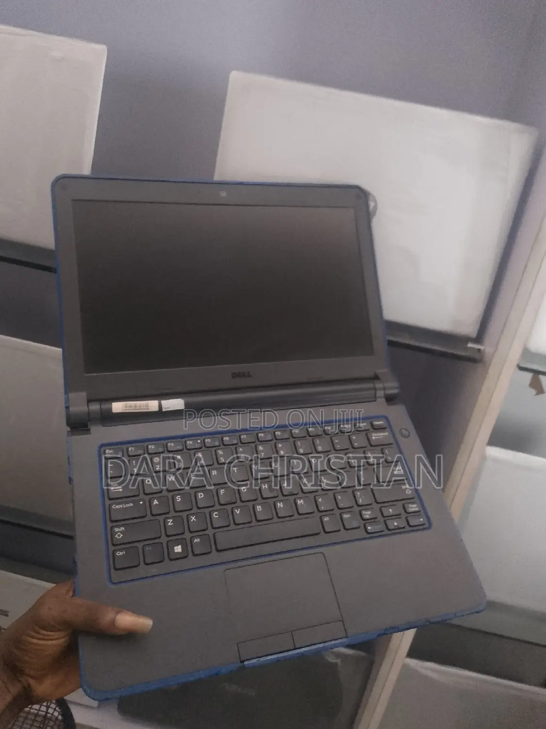 New Laptop Dell 32GB Intel Core i3 HDD 500GB