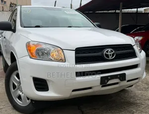 Toyota RAV4 2.5 Limited 4x4 2012 White