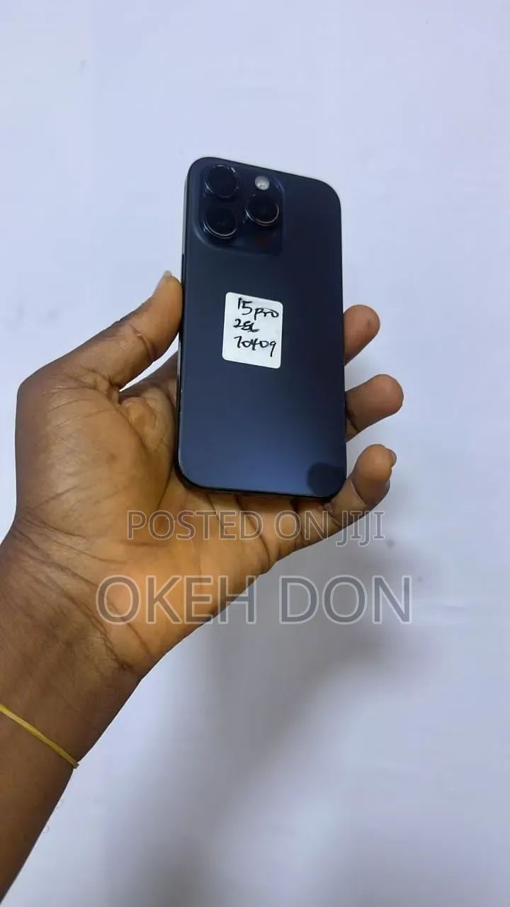 Apple iPhone 15 Pro 256 GB Blue